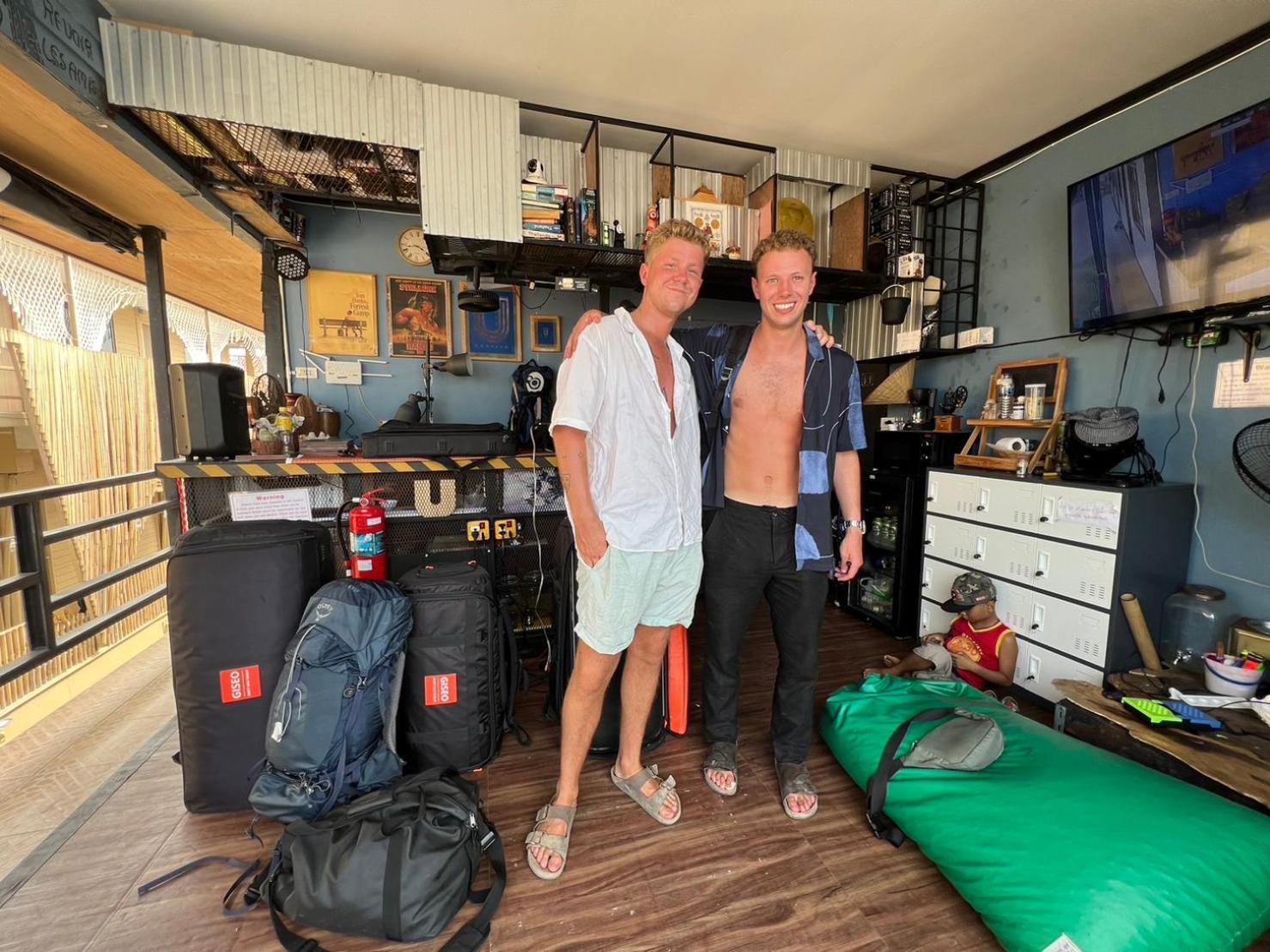 U Hostel Koh Phangan Хаад Рин Екстериор снимка