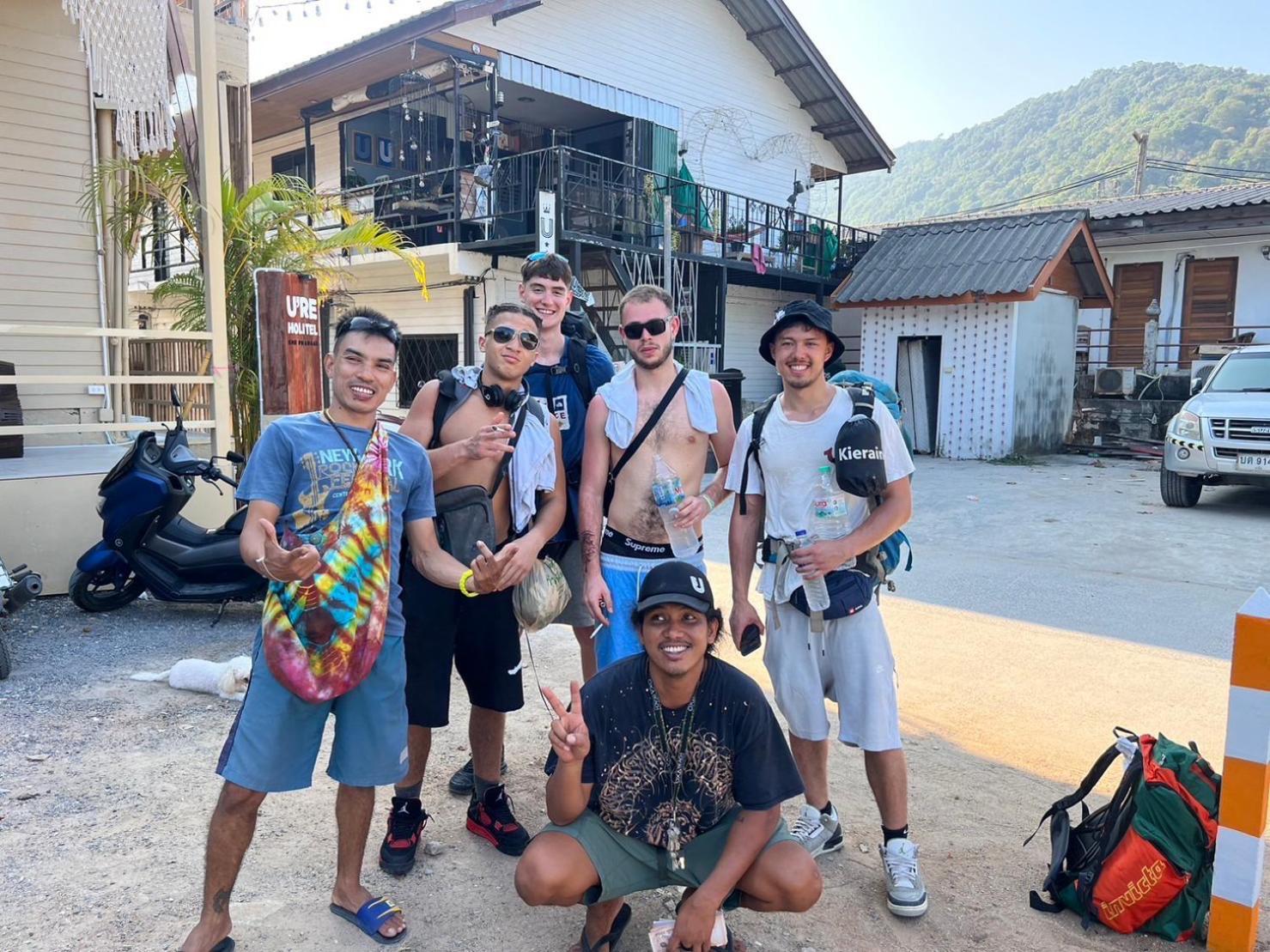 U Hostel Koh Phangan Хаад Рин Екстериор снимка