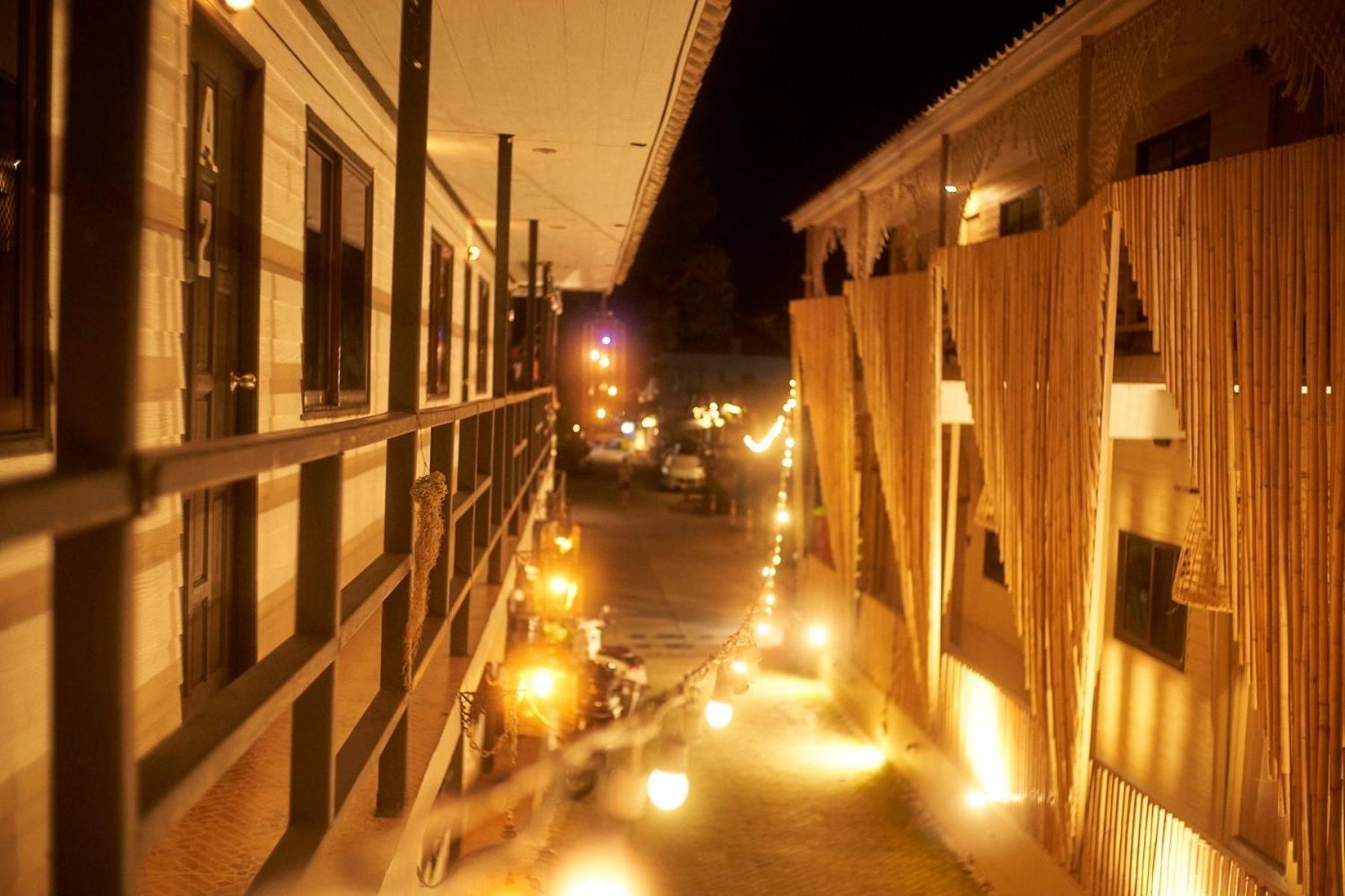 U Hostel Koh Phangan Хаад Рин Екстериор снимка