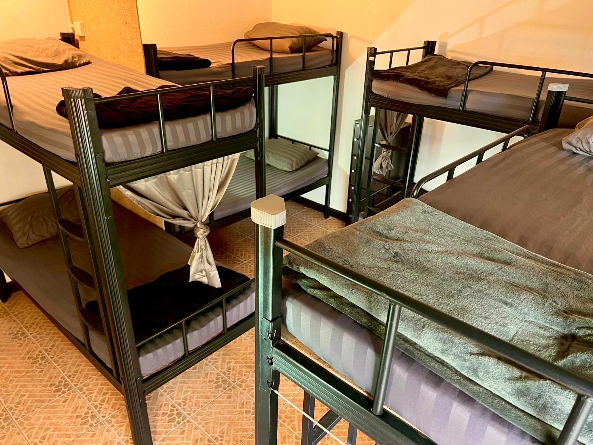 U Hostel Koh Phangan Хаад Рин Екстериор снимка